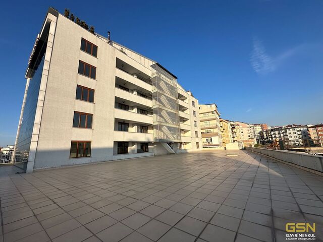 15-GSN GAYRİMENKUL'DEN KİRALIK 4550 m2 İSKANLI PRESTİJLİ PLAZA